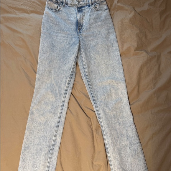 Abercrombie & Fitch Light Wash Straight Leg Jeans - Picture 2 of 4